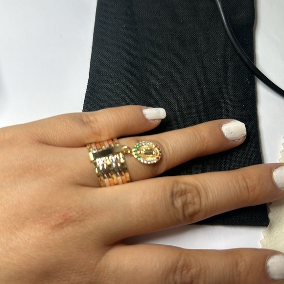 Virgen Guadalupe Semanario Woman Ring Gold Layered/ Oro Laminado NWOT - Picture 8 of 9